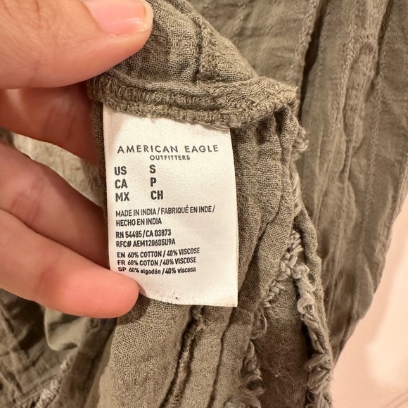 American Eagle Outfitters Green Puff Sleeve Ruffled Blouse - Picture 5 of 7